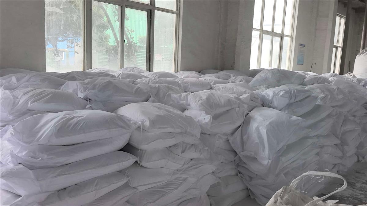 White zircon silica fume bags in warehouse